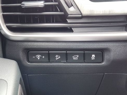 Certified 2025 Kia Telluride EX w/ EX Captain's Chair Package AWD/4WD image 20