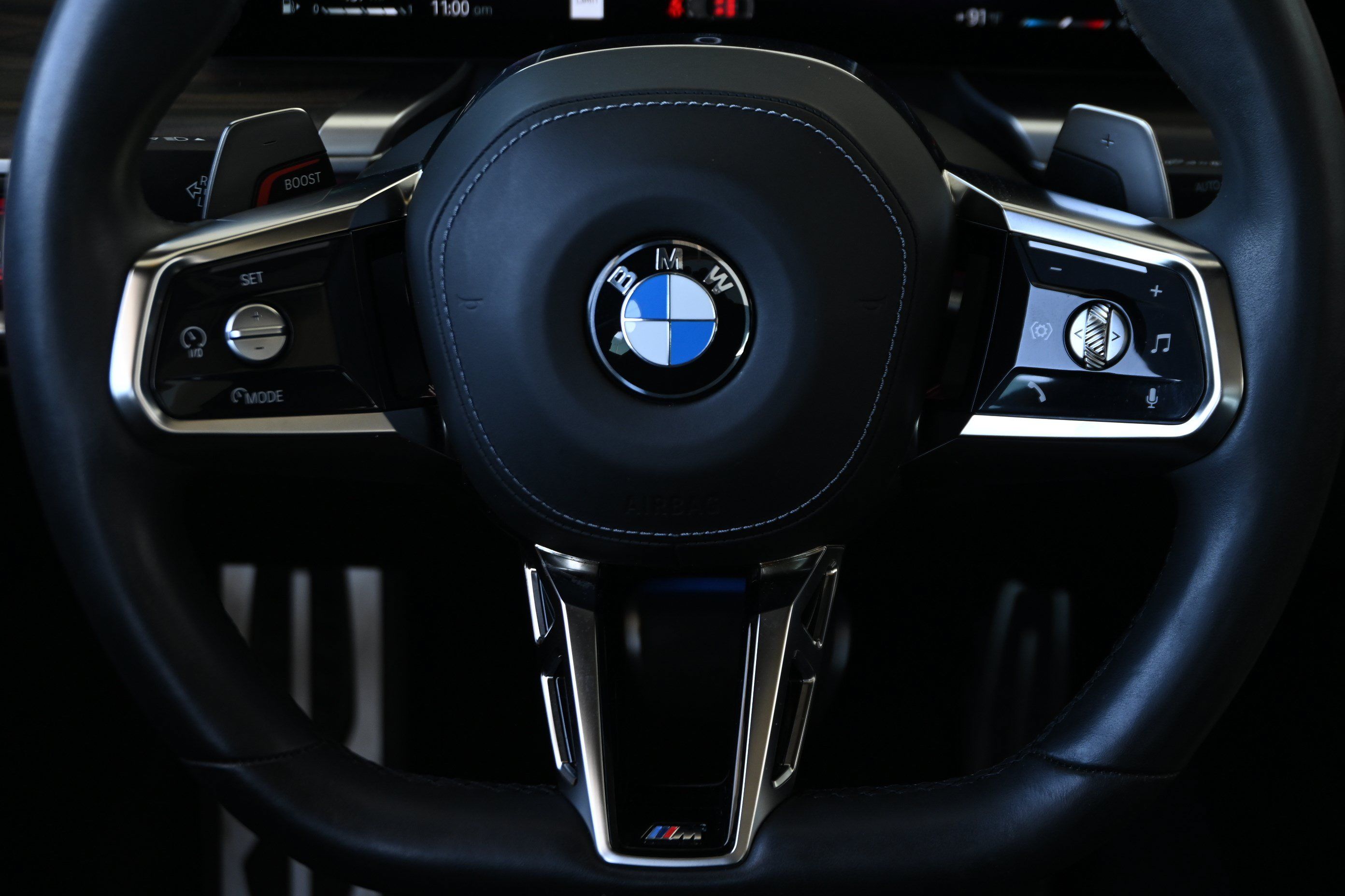 Certified 2024 BMW 740i RWD image 30