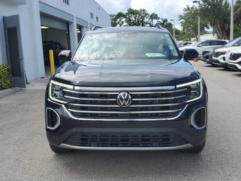 Certified 2024 Volkswagen Atlas SE w/ Panoramic Sunroof Package FWD image 10