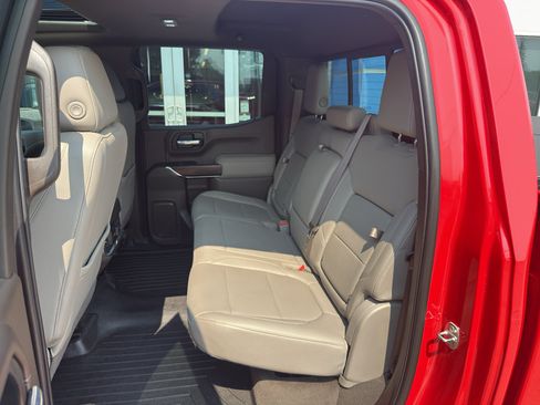 Used 2021 GMC Sierra 1500 SLT w/ SLT Premium Package AWD/4WD image 11