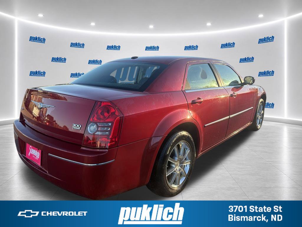Used 2009 Chrysler 300 Touring AWD/4WD image 5