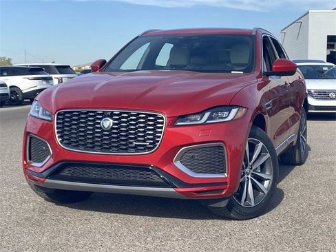 Used 2025 Jaguar F-PACE R-Dynamic S image 3