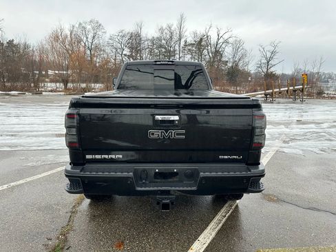 Used 2019 GMC Sierra 2500 Denali image 6