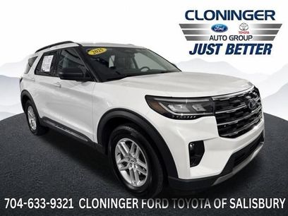 Used 2025 Ford Explorer Active w/ Active Comfort Package