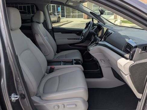 Used 2022 Honda Odyssey Touring image 29