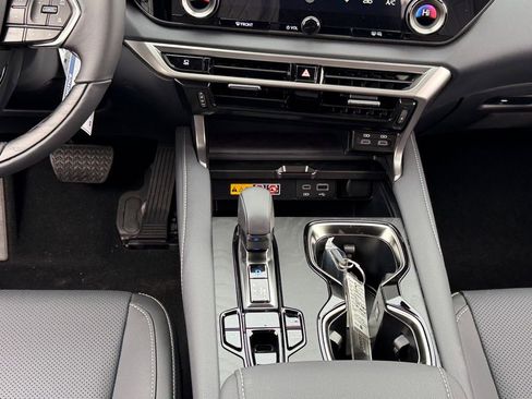 New 2026 Lexus RX 450h AWD image 10