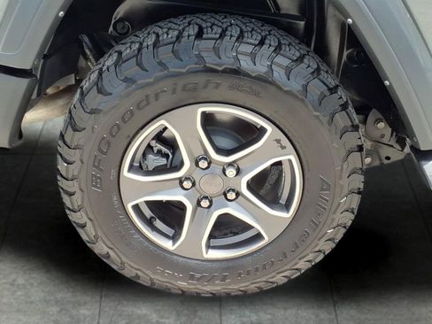 Used 2023 Jeep Wrangler Sport AWD/4WD image 9