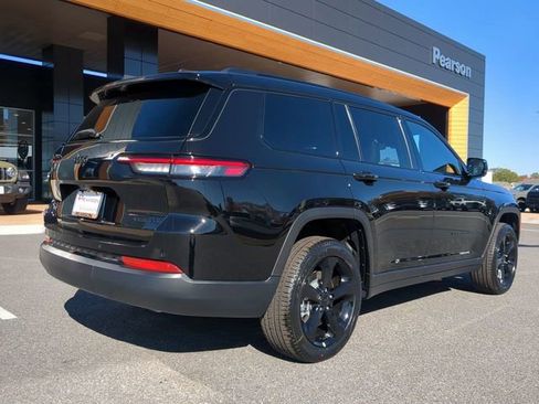 New 2025 Jeep Grand Cherokee L Limited w/ Luxury Tech Group II image 4