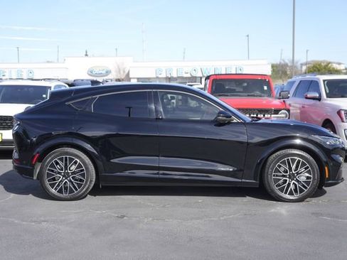 Used 2024 Ford Mustang Mach-E Premium image 5