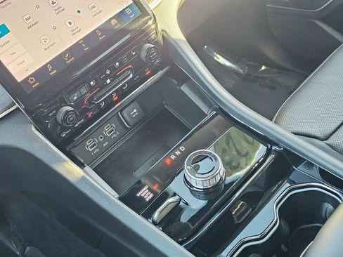 Used 2023 Jeep Grand Cherokee L Limited w/ Luxury Tech Group II image 37