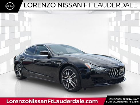 Used 2018 Maserati Ghibli RWD image 1
