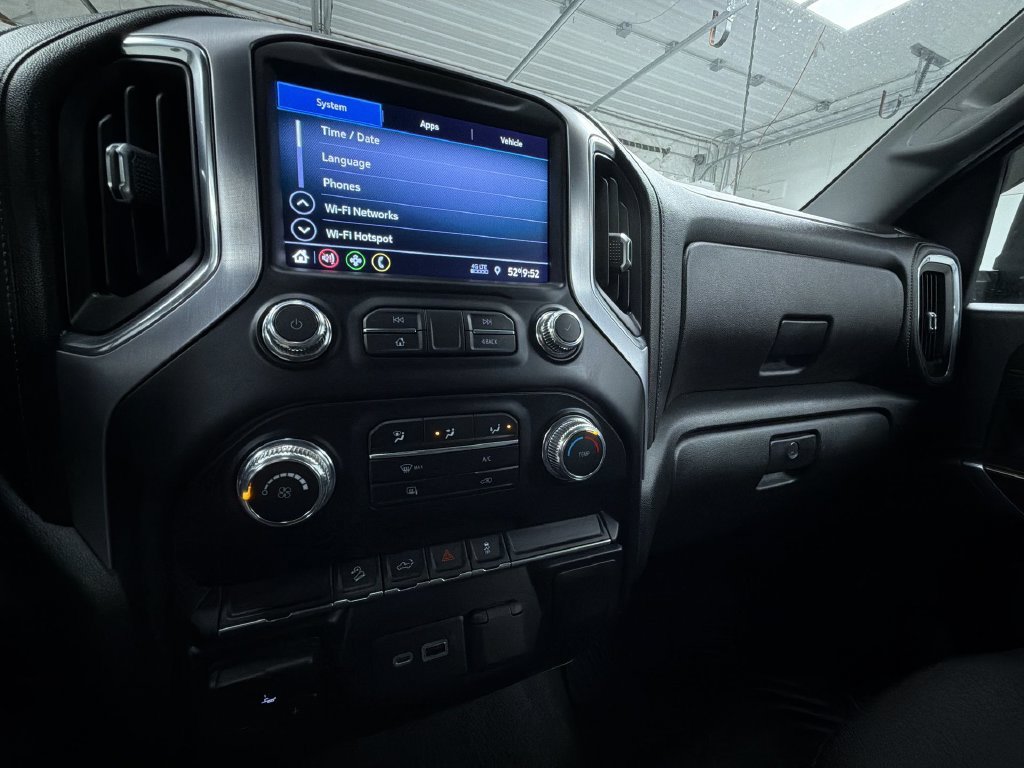 Used 2021 GMC Sierra 3500 SLE w/ X31 Off-Road Package AWD/4WD image 21