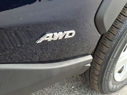 Used 2021 Toyota RAV4 XLE image 29