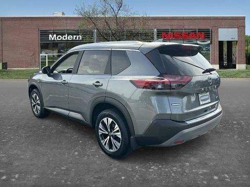 Certified 2023 Nissan Rogue SV w/ SV Premium B Package FWD image 2
