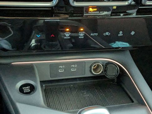 New 2026 Nissan Sentra SR w/ Floor Mat Package image 20