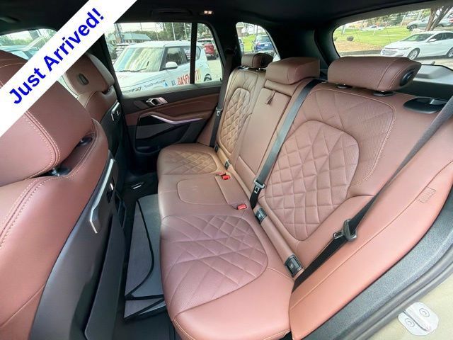 Used 2026 BMW X5 xDrive40i AWD/4WD image 36