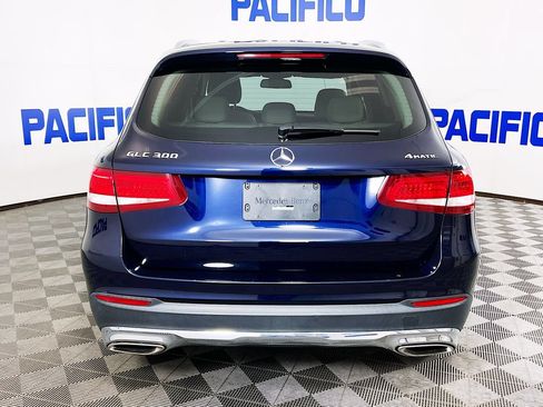 Used 2018 Mercedes-Benz GLC 300 4MATIC image 6