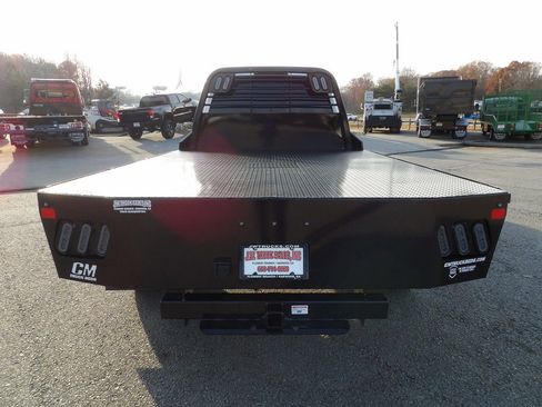 Used 2024 Ford F550 4x4 Crew Cab Super Duty image 6