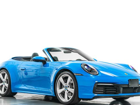 Used 2023 Porsche 911 Carrera image 34