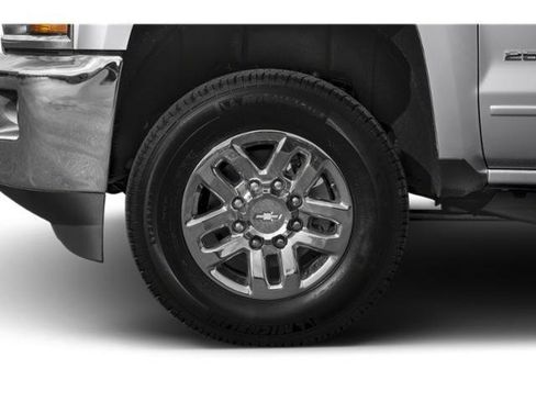 Used 2015 Chevrolet Silverado 2500 LT w/ LT Convenience Package AWD/4WD image 14