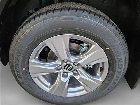 New 2025 Toyota RAV4 XLE image 10