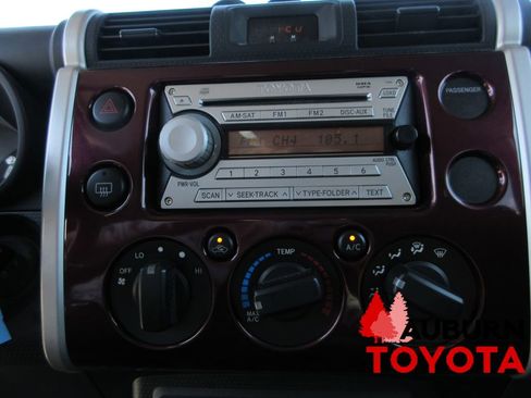 Used 2007 Toyota FJ Cruiser 4WD image 30