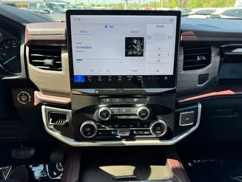 Certified 2024 Ford Expedition Limited AWD/4WD image 34