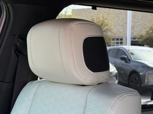 Used 2024 Toyota Sequoia Capstone image 12