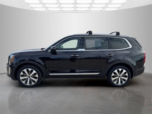 Used 2022 Kia Telluride S image 5