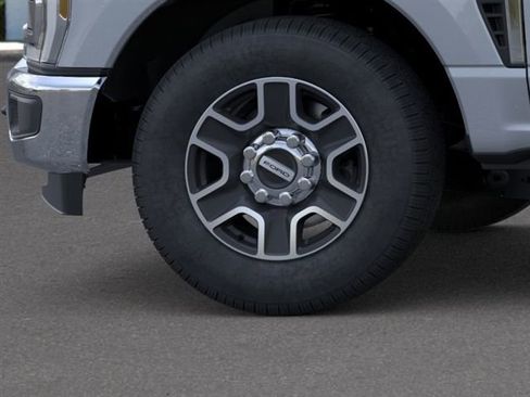 New 2026 Ford F350 Lariat RWD image 19