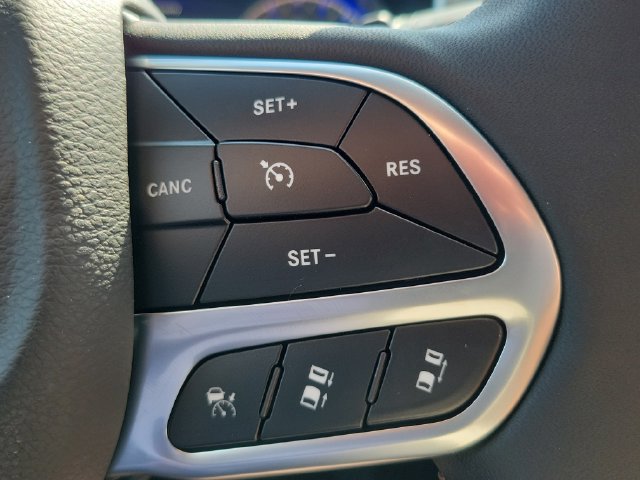 New 2026 Chrysler Pacifica Pinnacle FWD image 22
