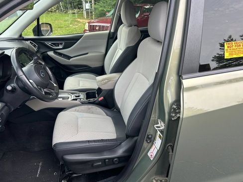 Used 2019 Subaru Forester Premium w/ All-Weather Package AWD/4WD image 16