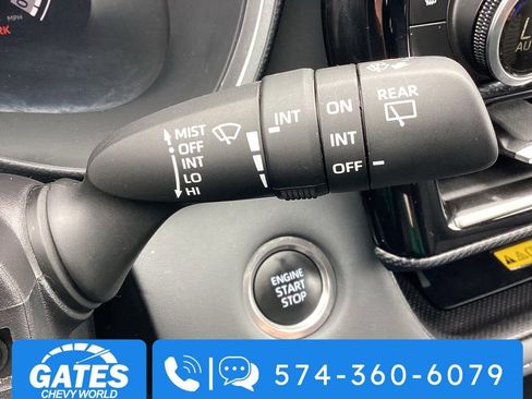 Used 2025 Toyota Highlander XSE AWD/4WD image 30