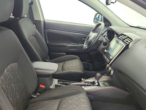 Used 2024 Mitsubishi Outlander Sport AWD image 21