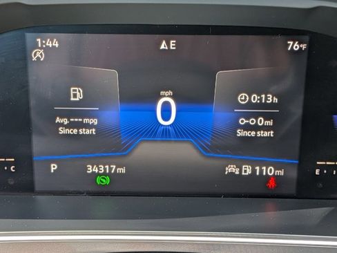 Used 2023 Volkswagen Tiguan SE image 11