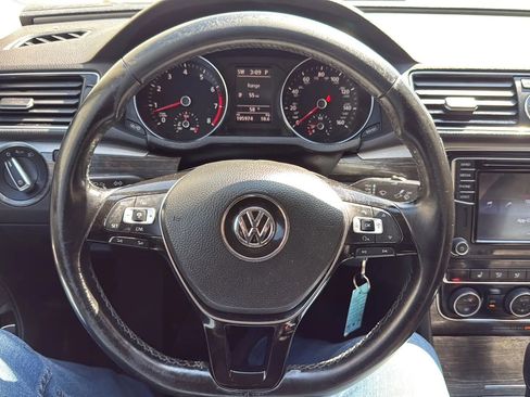 Used 2016 Volkswagen Passat 1.8T SE image 10