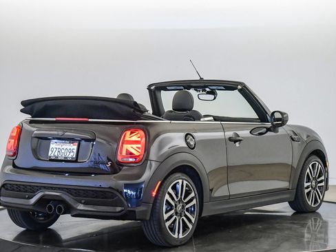 Certified 2023 MINI Cooper S FWD image 29