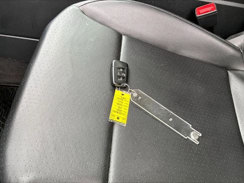 Used 2018 Volkswagen Atlas SEL image 14