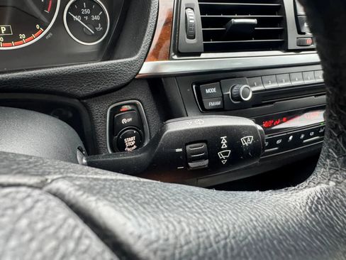 Used 2014 BMW 328i xDrive Sedan AWD/4WD image 10