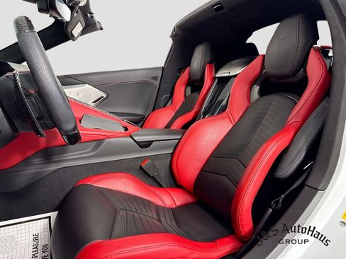 Used 2021 Chevrolet Corvette Stingray Premium Cpe w/ Z51 Performance Package RWD image 11