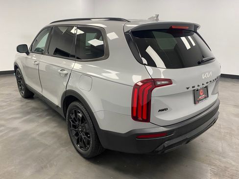 Used 2022 Kia Telluride SX w/ SX Prestige Package image 4