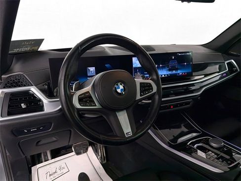 Used 2024 BMW X5 xDrive40i image 9