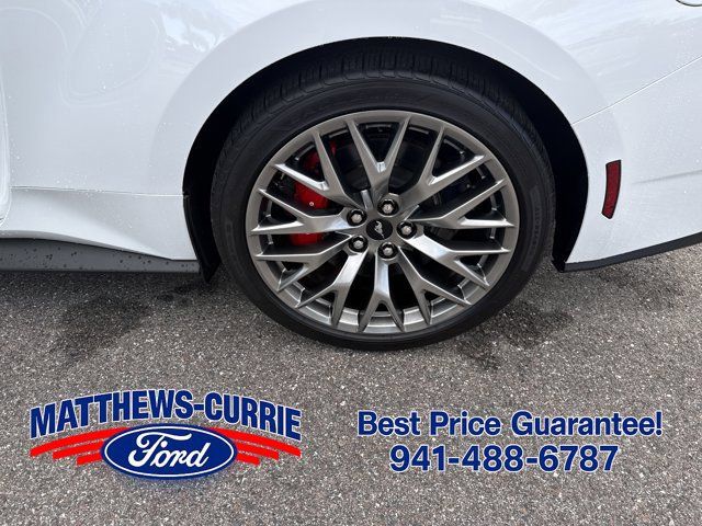 Used 2025 Ford Mustang GT Premium RWD image 13