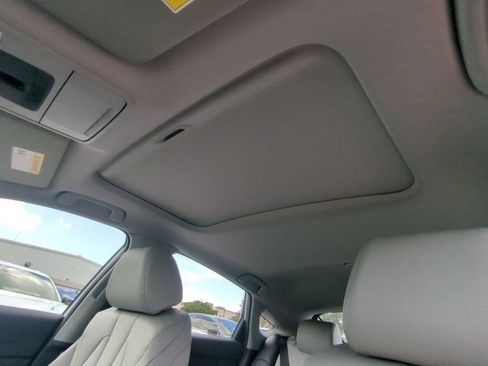 New 2025 Acura Integra Base image 21