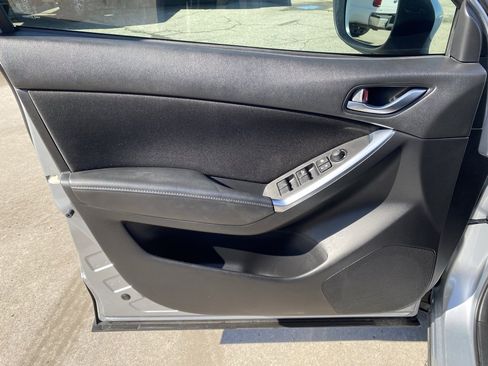 Used 2016 MAZDA CX-5 Touring image 12