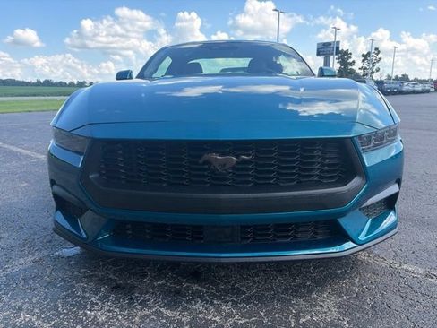 Used 2026 Ford Mustang Coupe RWD image 7