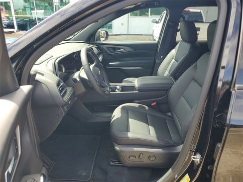 New 2026 Chevrolet Traverse LT w/ Driver Confidence Package image 19