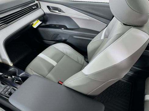 New 2026 Toyota Camry SE image 24