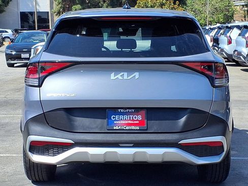 Certified 2024 Kia Sportage EX FWD image 5