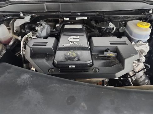 Used 2024 RAM 2500 Tradesman w/ Chrome Appearance Group AWD/4WD image 36